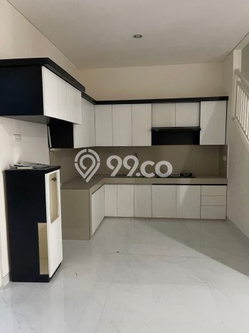 Rumah Modern 3 KT di Citraland Surabaya Rumah Modern 3 KT di Citraland Surabaya