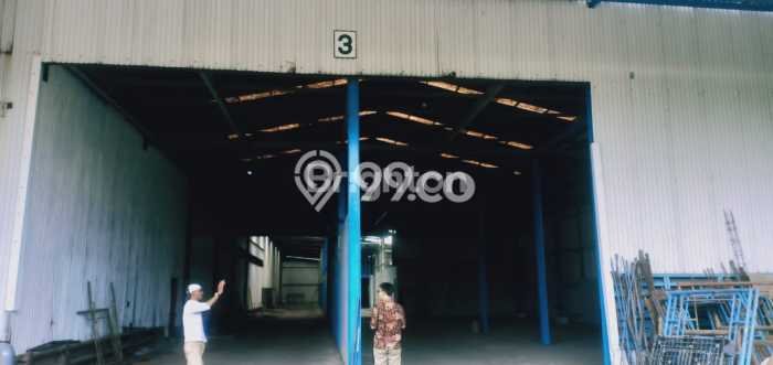 Unit Gudang Disewakan di Sidoarjo di Area Ramai & Strategis Unit Gudang Disewakan di Sidoarjo di Area Ramai & Strategis