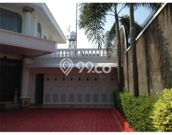 Ready to Use! Luxury House LT 1374m2 Desain Elegan di Jati Mekar Ready to Use! Luxury House LT 1374m2 Desain Elegan di Jati Mekar