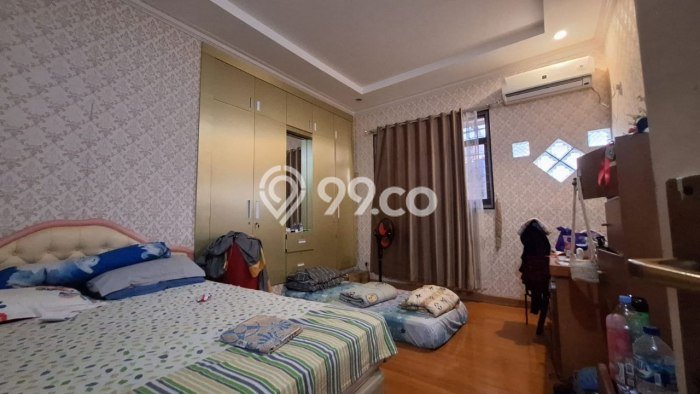 For Sale! Premium House LT 180m2 Desain Modern di Jatiwaringin For Sale! Premium House LT 180m2 Desain Modern di Jatiwaringin