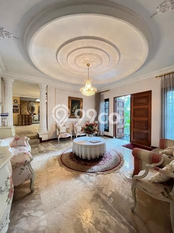 Hunian Elit LB 743m2 Siap Pakai Desain Elegan di Pondok Indah, Jakarta Selatan Hunian Elit LB 743m2 Siap Pakai Desain Elegan di Pondok Indah, Jakarta Selatan