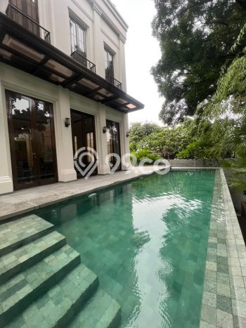 Dijual Rumah Modern Classic 3Lantai Di Kemang Jakarta Selatan Dijual Rumah Modern Classic 3Lantai Di Kemang Jakarta Selatan