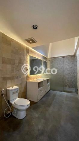 Rumah Disewakan Jakarta Selatan LT 400m2 LB 420m2 Kawasan Kemang Rumah Disewakan Jakarta Selatan LT 400m2 LB 420m2 Kawasan Kemang