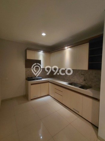 Disewakan! Rumah 3 Kamar Tidur &
2 Kamar Mandi di Kemang, Jakarta Selatan Disewakan! Rumah 3 Kamar Tidur &
2 Kamar Mandi di Kemang, Jakarta Selatan