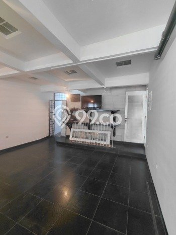 Rumah sewa siap pakai 4 KT di Pondok Indah, Jakarta Selatan Rumah sewa siap pakai 4 KT di Pondok Indah, Jakarta Selatan