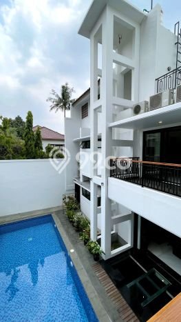 Hunian Elit LB 700m2 Siap Pakai Desain Elegan di Kemang, Jakarta Selatan Hunian Elit LB 700m2 Siap Pakai Desain Elegan di Kemang, Jakarta Selatan