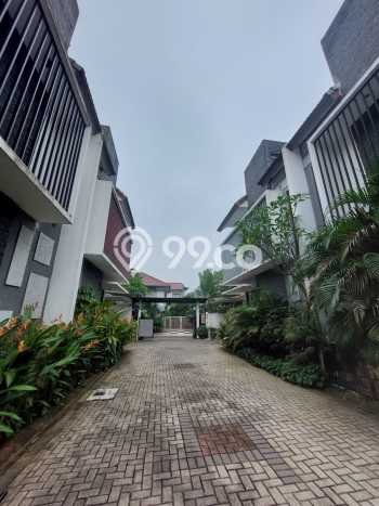 Jarang Ada! Rumah Sewa 4 Kamar Bagus Siap Huni Kemang Jarang Ada! Rumah Sewa 4 Kamar Bagus Siap Huni Kemang