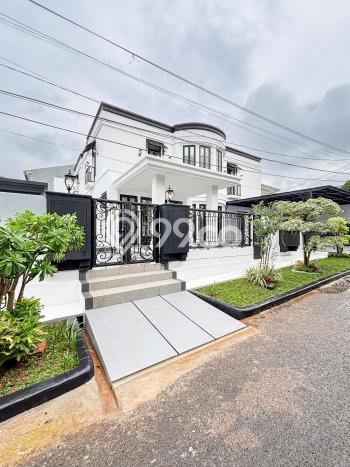 Jual Rumah Luas Elegan Dengan View Cantik di Bintaro, Jakarta Selatan Jual Rumah Luas Elegan Dengan View Cantik di Bintaro, Jakarta Selatan