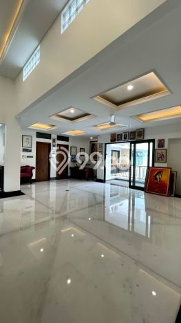 Hunian Elit LB 700m2 Siap Pakai Desain Elegan di Kemang, Jakarta Selatan Hunian Elit LB 700m2 Siap Pakai Desain Elegan di Kemang, Jakarta Selatan
