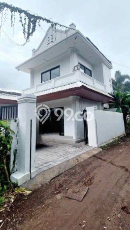 LOKASI STRATEGIS! Vila Kawasan , Ukuran 275m2m², Pemandangan Indah di area LOKASI STRATEGIS! Vila Kawasan , Ukuran 275m2m², Pemandangan Indah di area