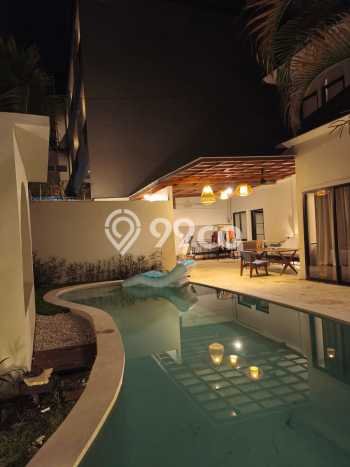 Rumah Elit LB 180m2 Siap Pakai Desain Elegan di Nusa Dua, Badung Rumah Elit LB 180m2 Siap Pakai Desain Elegan di Nusa Dua, Badung