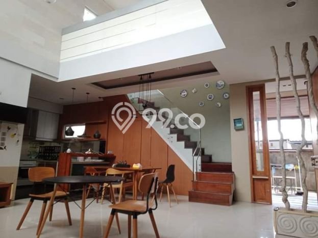 HARGA SPESIAL! Rumah Premium di Sesetan, Denpasar, LT 256m2m² Bangunan 300m2m² Bisa Nego! HARGA SPESIAL! Rumah Premium di Sesetan, Denpasar, LT 256m2m² Bangunan 300m2m² Bisa Nego!