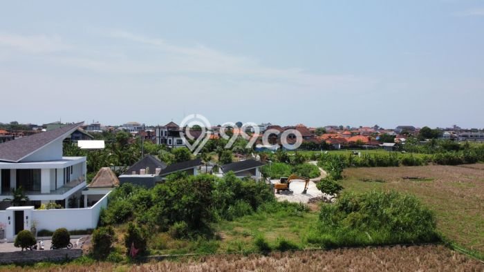Tanah Kavling Dijual di Seminyak, Badung dengan Luas Tanah 800m2 Tanah Kavling Dijual di Seminyak, Badung dengan Luas Tanah 800m2
