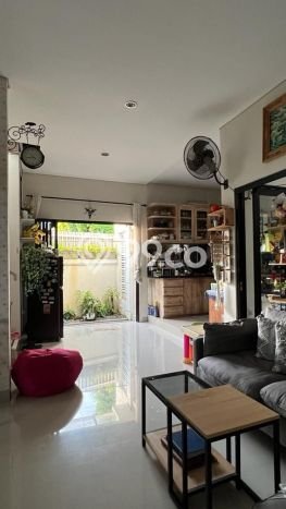 Rumah Mewah LB 160m2 Siap Huni Desain Elegan di Jimbaran, Badung Rumah Mewah LB 160m2 Siap Huni Desain Elegan di Jimbaran, Badung