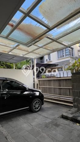 Rumah Mewah LB 160m2 Siap Huni Desain Elegan di Jimbaran, Badung Rumah Mewah LB 160m2 Siap Huni Desain Elegan di Jimbaran, Badung