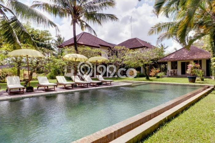 PELUANG INVESTASI! Vila Kawasan , Area 2400m2m², ROI Menjanjikan PELUANG INVESTASI! Vila Kawasan , Area 2400m2m², ROI Menjanjikan