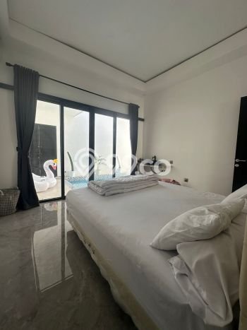 Rumah Luas Asri 2 KT Siap Pakai di BSD Nusaloka Tangerang Rumah Luas Asri 2 KT Siap Pakai di BSD Nusaloka Tangerang