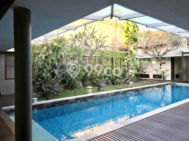 Jual Rumah Luas Megah Dengan View Eksklusif di Penatih, Denpasar Jual Rumah Luas Megah Dengan View Eksklusif di Penatih, Denpasar