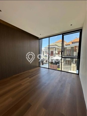 Peluang Bisnis! Vila Kawasan , Luas 125m2m², Area Strategis dengan nilai tinggi Peluang Bisnis! Vila Kawasan , Luas 125m2m², Area Strategis dengan nilai tinggi