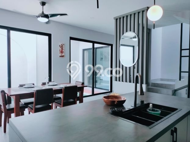 For Sale! Vila di , Ukuran 169m2m², Akses ke Pusat Kota For Sale! Vila di , Ukuran 169m2m², Akses ke Pusat Kota
