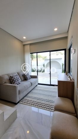 Rumah Elit LB 180m2 Siap Pakai Desain Elegan di Nusa Dua, Badung Rumah Elit LB 180m2 Siap Pakai Desain Elegan di Nusa Dua, Badung