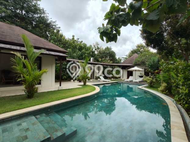 Vila Berkualitas Kawasan , Dimensi 1240m2m², Lokasi Strategis dengan jalan mudah Vila Berkualitas Kawasan , Dimensi 1240m2m², Lokasi Strategis dengan jalan mudah