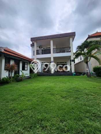 Rumah Mewah LB 350m2 Siap Pakai Desain Elegan di Jimbaran, Badung Rumah Mewah LB 350m2 Siap Pakai Desain Elegan di Jimbaran, Badung