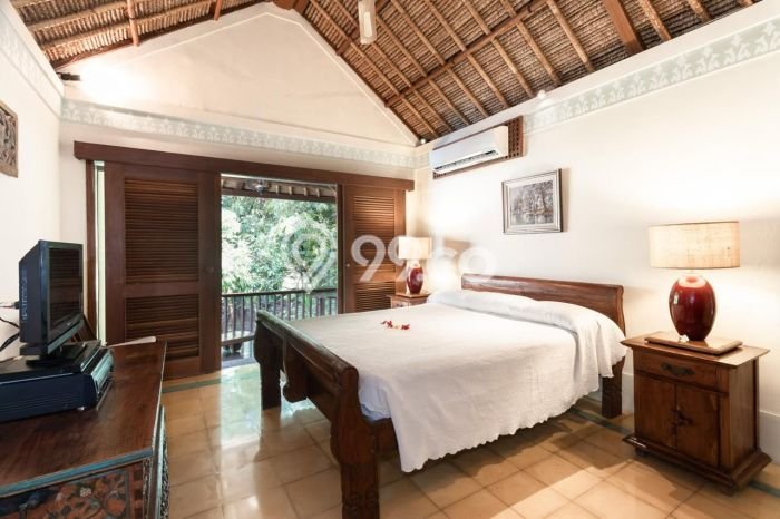 Rumah Luxury Modern Siap Huni di Canggu Badung Rumah Luxury Modern Siap Huni di Canggu Badung