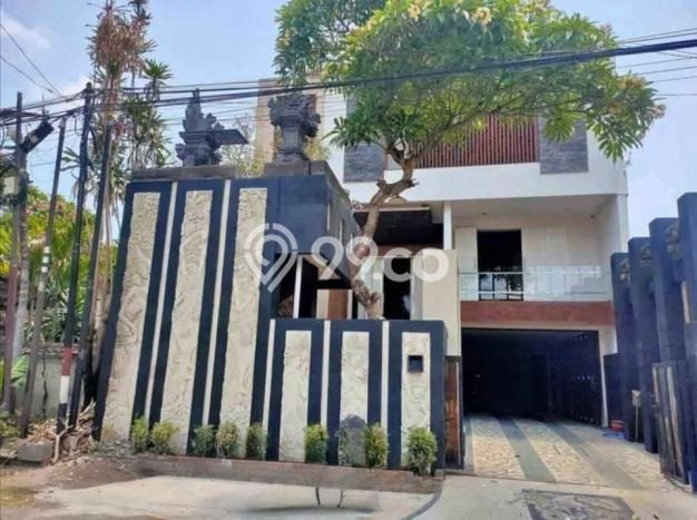 For Sale! Luxury House LT 250m2 Desain Modern di Renon For Sale! Luxury House LT 250m2 Desain Modern di Renon
