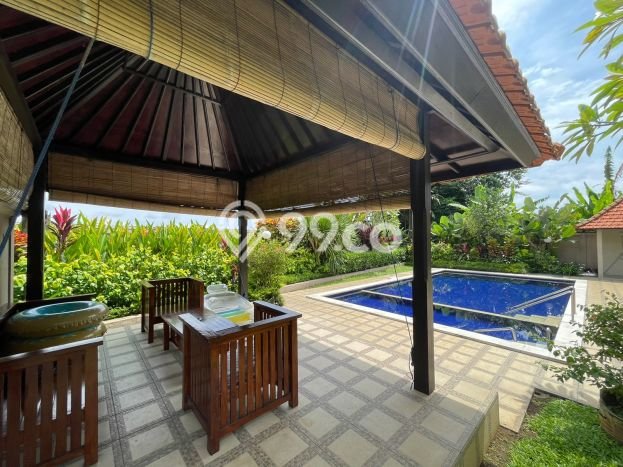 Vila di Kediri, Area 900m2m², Lokasi Premium Vila di Kediri, Area 900m2m², Lokasi Premium