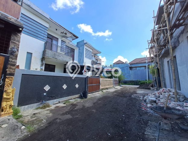 Rumah Luas Asri 3 KT Siap Huni di Jimbaran Badung Rumah Luas Asri 3 KT Siap Huni di Jimbaran Badung
