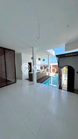 Rumah Mewah LB 170m2 Siap Huni Desain Elegan di Uluwatu, Badung Rumah Mewah LB 170m2 Siap Huni Desain Elegan di Uluwatu, Badung