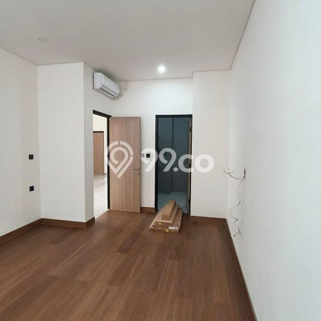 Disewakan! Rumah 3 Kamar Tidur &
2 Kamar Mandi di Kota Baru Parahyangan, Bandung Disewakan! Rumah 3 Kamar Tidur &
2 Kamar Mandi di Kota Baru Parahyangan, Bandung