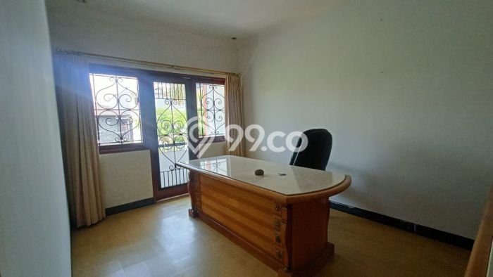 Jual Rumah Luas Megah Dengan View Cantik di Bojongloa, Bandung Jual Rumah Luas Megah Dengan View Cantik di Bojongloa, Bandung