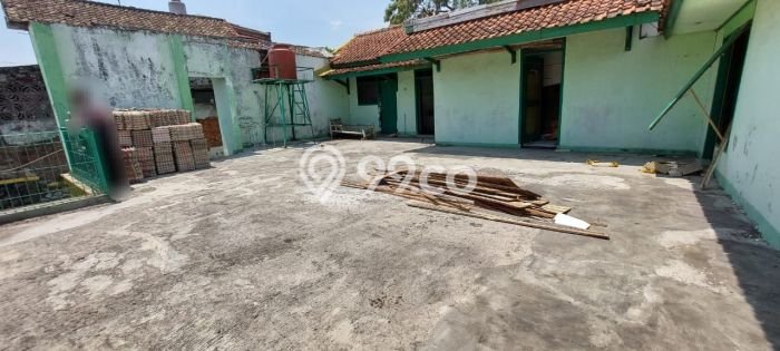 Disewakan Gudang di Cimahi, Luas 350m², Area Komersial Disewakan Gudang di Cimahi, Luas 350m², Area Komersial