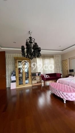 Rumah Elit LB 329m2 Siap Huni Desain Elegan di Kota Baru Parahyangan, Bandung Rumah Elit LB 329m2 Siap Huni Desain Elegan di Kota Baru Parahyangan, Bandung