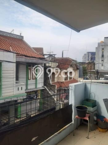 Rumah Modern 15 KT di Gatot Subroto Bandung Semi Furnished Rumah Modern 15 KT di Gatot Subroto Bandung Semi Furnished