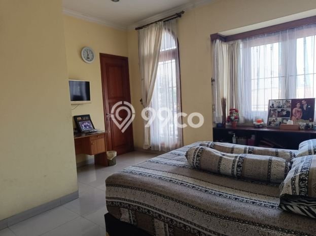 Jual Rumah Luas Megah Dengan View Cantik di Taman Kopo Indah, Bandung Jual Rumah Luas Megah Dengan View Cantik di Taman Kopo Indah, Bandung