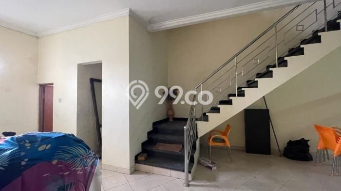 Ruko bagus disewakan di Astanaanyar Bandung dengan LB 230m2 harga sewa terbaik Ruko bagus disewakan di Astanaanyar Bandung dengan LB 230m2 harga sewa terbaik