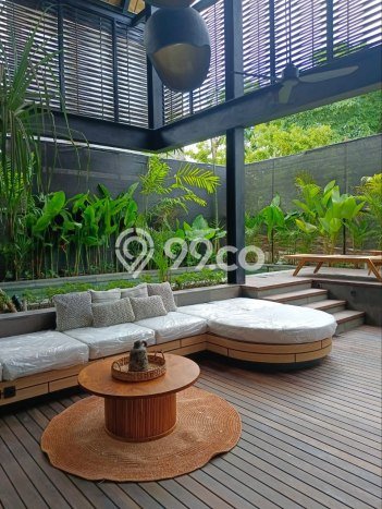 Vila Tenang di , Ukuran 343m2m², View Menarik sekitar Vila Tenang di , Ukuran 343m2m², View Menarik sekitar