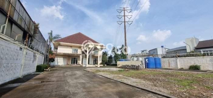 Gudang Dijual di Bandung LT 5206m2 & LB 4247m2 Lokasi Terbaik! Gudang Dijual di Bandung LT 5206m2 & LB 4247m2 Lokasi Terbaik!