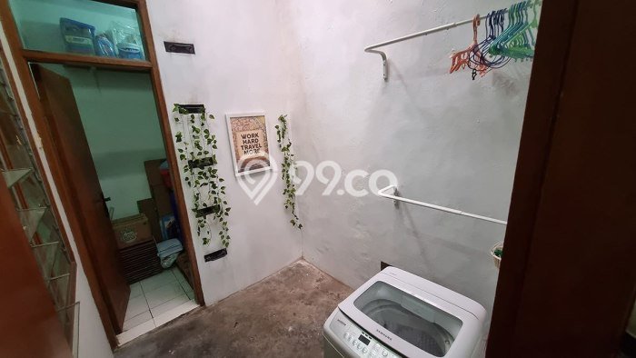 For Sale Hunian Rumah Terawat 2 KT di Taman Holis Indah, Bandung For Sale Hunian Rumah Terawat 2 KT di Taman Holis Indah, Bandung