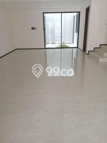 Rumah LT 136m² Semi Furnished di Setra Duta, Dekat Mal, Bandung Rumah LT 136m² Semi Furnished di Setra Duta, Dekat Mal, Bandung