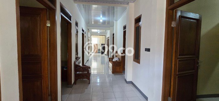Kost Dijual di Kopo dengan 22 KT dan Luas 400m2 Kost Dijual di Kopo dengan 22 KT dan Luas 400m2