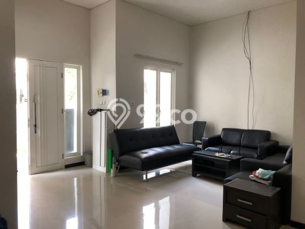 Rumah Sewa Surabaya LT 140m2 LB 120m2 Kawasan Citraland Rumah Sewa Surabaya LT 140m2 LB 120m2 Kawasan Citraland