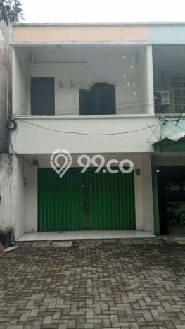 Disewakan Ruko di Kawasan Ramai Manyar Luas 100m2 Disewakan Ruko di Kawasan Ramai Manyar Luas 100m2