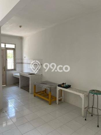 Dijual Hunian Rumah Terawat 4 Kamar di Citraland, Surabaya Dijual Hunian Rumah Terawat 4 Kamar di Citraland, Surabaya