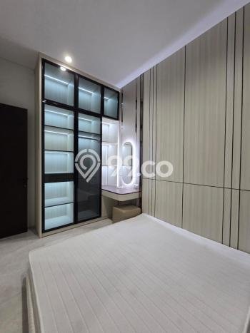 Rumah Elit LB 117m2 Siap Pakai Desain Elegan di Citraland, Surabaya Rumah Elit LB 117m2 Siap Pakai Desain Elegan di Citraland, Surabaya