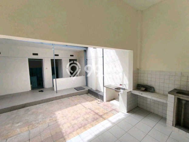 Disewakan Cepat Rumah Kondisi Bagus di Area Tambaksari, Surabaya Disewakan Cepat Rumah Kondisi Bagus di Area Tambaksari, Surabaya