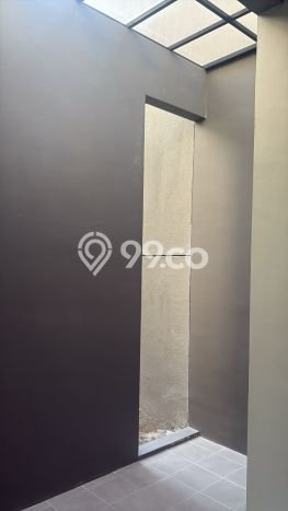 Rumah sewa siap huni 4 Kamar Tidur di Citraland, Surabaya Rumah sewa siap huni 4 Kamar Tidur di Citraland, Surabaya